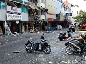 Video: 5 Ruko Rusak Parah Akibat Ledakan di Kebayoran Baru