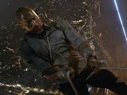 Alasan Cerita Skyscraper Berlatar di Hong Kong