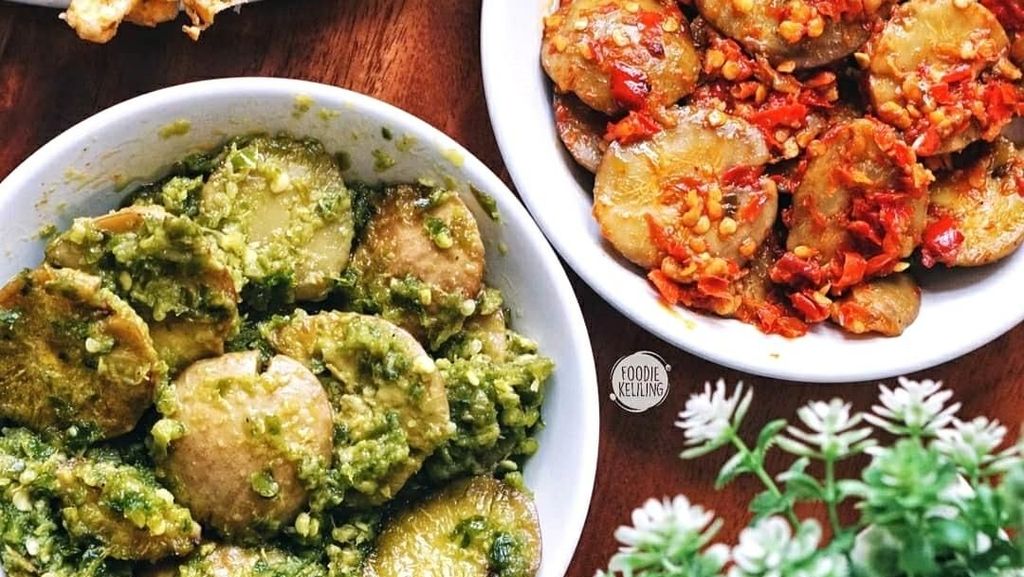 Makan Siang Mantap Pakai Jengkol Mercon dan Cabe Ijo yang Pedas Makan Siang Mantap Pakai Jengkol Mercon dan Cabe Ijo yang Pedas
