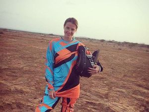 Foto: Gaya Liburan Pilot Cantik dari Swedia