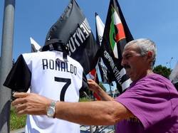 Cristiano Ronaldo Tiba di Turin