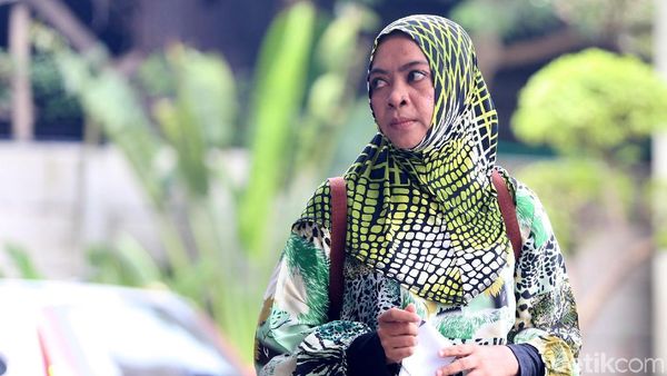 Eks Anggota DPR Wa Ode Nurhayati Diperiksa KPK
