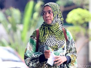 Eks Anggota DPR Wa Ode Nurhayati Diperiksa KPK Eks Anggota DPR Wa Ode Nurhayati Diperiksa KPK