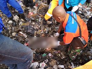 3 Hari Pencarian, Jasad Pemulung Tertimbun Sampah Ditemukan 3 Hari Pencarian, Jasad Pemulung Tertimbun Sampah Ditemukan