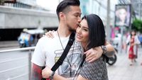 Yuk, Intip Liburan Tyas Mirasih dan Suami di Thailand!