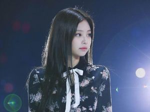 9 Artis Korea Pakai Baju Kembaran, Siapa yang Paling Stylish?