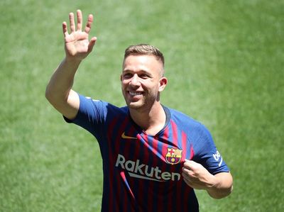 Inilah Arthur, Kombinasi Xavi dan Iniesta