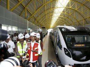 Jajal LRT Palembang, Jokowi: Rasanya Lebih dari di Eropa