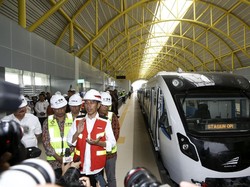 Jajal LRT Palembang, Jokowi: Rasanya Lebih dari di Eropa