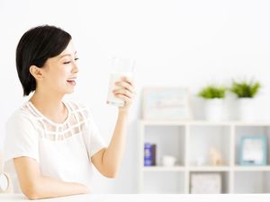 Tak Hanya Kalsium, Orang Dewasa Juga Butuh Kandungan Ini Pada Susu