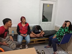 Viral Polisi Pangkat AKBP Pukul Ibu-ibu Diduga Pencuri di Babel