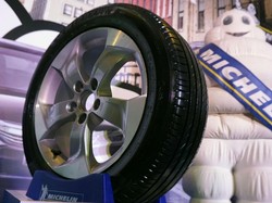 Punya Fungsi Beda-beda, Ini 3 Jenis Ban Mobil Menurut Penggunaannya