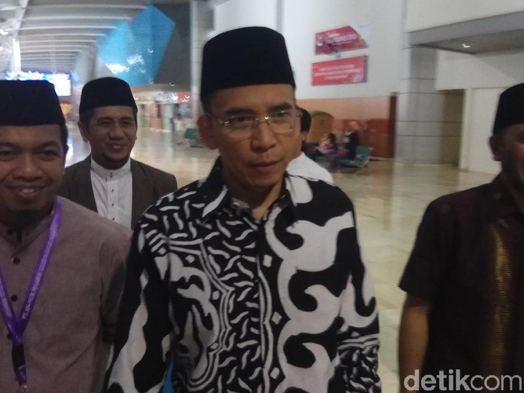 TGB: Sudah Lama Tak Bertemu Jokowi, Beliau Mungkin Mau ke NTB TGB: Sudah Lama Tak Bertemu Jokowi, Beliau Mungkin Mau ke NTB