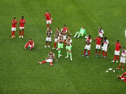 Sementara Inggris hanya jadi penonton. REUTERS/Anton Vaganov.