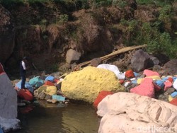 Warganet Protes Gara-gara Batu Kali di Kudus Dicat Warna-warni