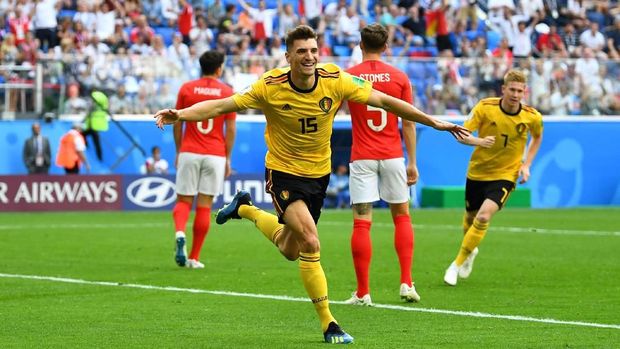 Thomas Meunier merayakan golnya ke gawang Inggris. 