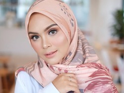 Vebby Palwinta Resmi Dilamar Razi Bawazier