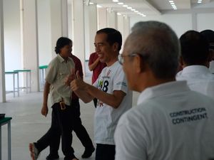 Cak Imin Pamer Skill Menembak, Jokowi Acungkan 2 Jempol