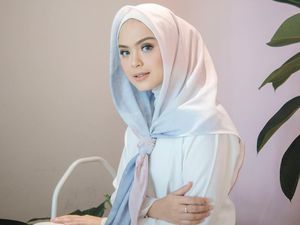 Kenang Awal Berhijab, Vebby Palwinta Sempat Takut Dijauhi Teman Kenang Awal Berhijab, Vebby Palwinta Sempat Takut Dijauhi Teman