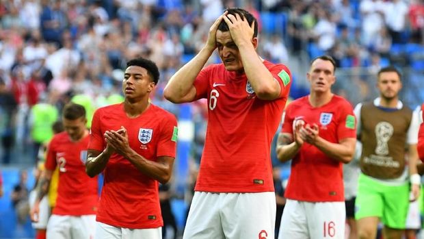 Timnas Inggris terlalu memaksakan formasi 3-5-2 di Piala Dunia 2018.