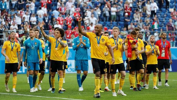 Skuat timnas Belgia menyapa fan usai meraih gelar juara ketiga Piala Dunia 2018, di Saint Petersburg Stadium.