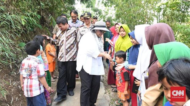 Berkah Jembatan 'Diplomasi' bagi Warga Cibunar Garut