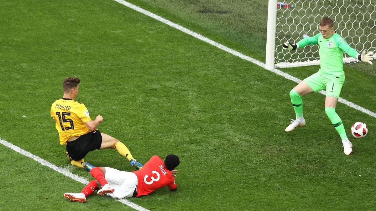 Thomas Meunier membawa Belgia sementara unggul 1-0 atas Inggris. (Foto: Kevin C. Cox/Getty Images)