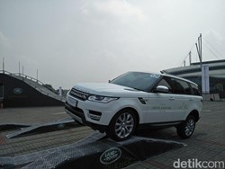 Menyiksa Mobil-mobil Miliarder