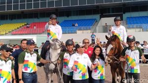 Mirip Joki, Sandi dan Mentan Jajal Kuda Asian Games