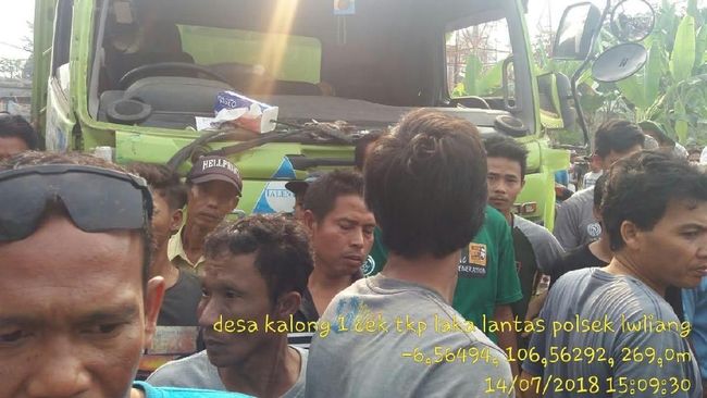 6 Kendaraan Kecelakaan Beruntun di Bogor, 2 Orang Tewas 
