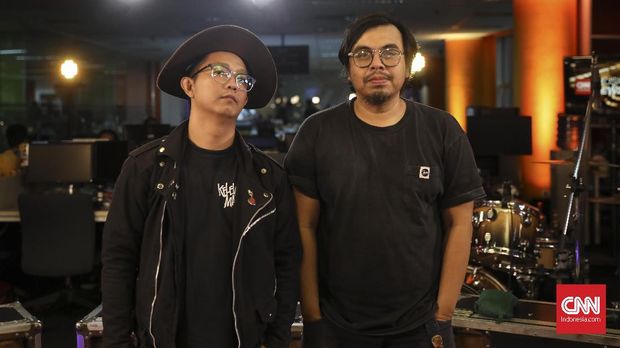 Teenage Death Star Dalam Pusaran Hura-hura