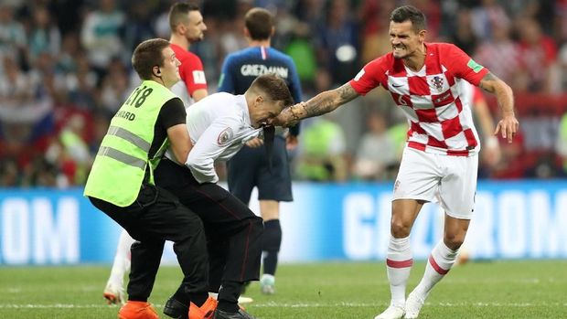 Penyusup masuk ke lapangan final Piala Dunia 2018.