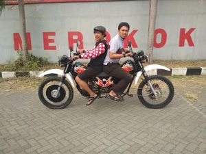 Bikin Motor Trail Bermuka Dua, Segini Biayanya Bikin Motor Trail Bermuka Dua, Segini Biayanya