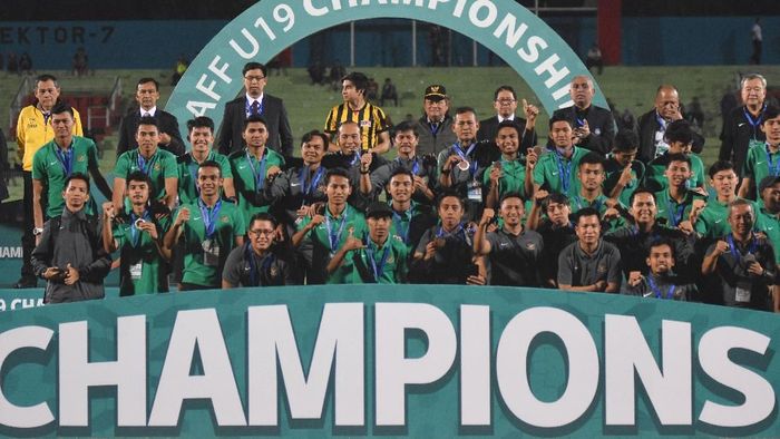 Indonesia menempati peringkat ketiga di Piala AFF U-19 2018 (Foto: M Risyal Hidayat/Antara Foto) Indonesia menempati peringkat ketiga di Piala AFF U-19 2018 (Foto: M Risyal Hidayat/Antara Foto)