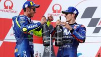 Valentino Rossi dan Maverick Vinales sama-sama merasakan kesulitan di Yamaha musim ini. (