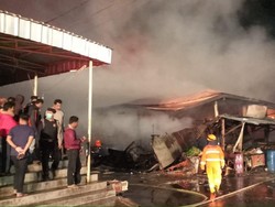 170 Kios di Pasar Gedebage Bandung Ludes Terbakar