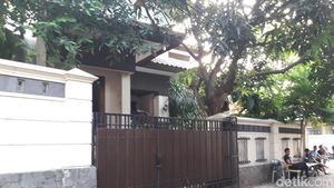 Penampakan Rumah Dirut PLN yang Digeledah KPK