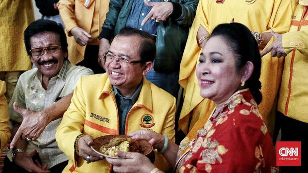 Partai Tommy Bandingkan Blusukan Jokowi dan Soeharto