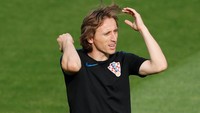 Kapten tim Luka Modric akan menjadi motor permainan Kroasia di lini tengah. Foto: Maxim Shemetov/Reuters