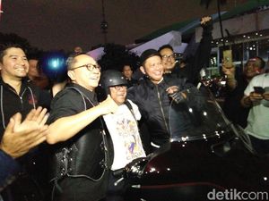 Ketua MPR-DPR-DPD Kompak Datang Nobar Piala Dunia Naik Moge Ketua MPR-DPR-DPD Kompak Datang Nobar Piala Dunia Naik Moge