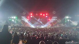 Raih Rekor Muri, Begini Kemeriahan Nobar Piala Dunia di Sunburst