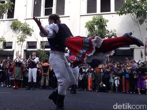 Delegasi Surabaya Cross Culture Doyan Soto Ayam Hingga Peyek Kacang