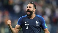 Kumis Adil Rami diyakini menjadi jimat Prancis selama Piala Dunia 2018. Getty Images/Alexander Hassenstein.
