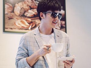 Rafael Tan Kesulitan Jadi Cowok Feminin Rafael Tan Kesulitan Jadi Cowok Feminin