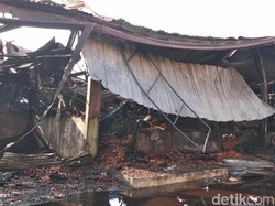 Begini Kondisi Ratusan Kios di Pasar Gedebage yang Terbakar