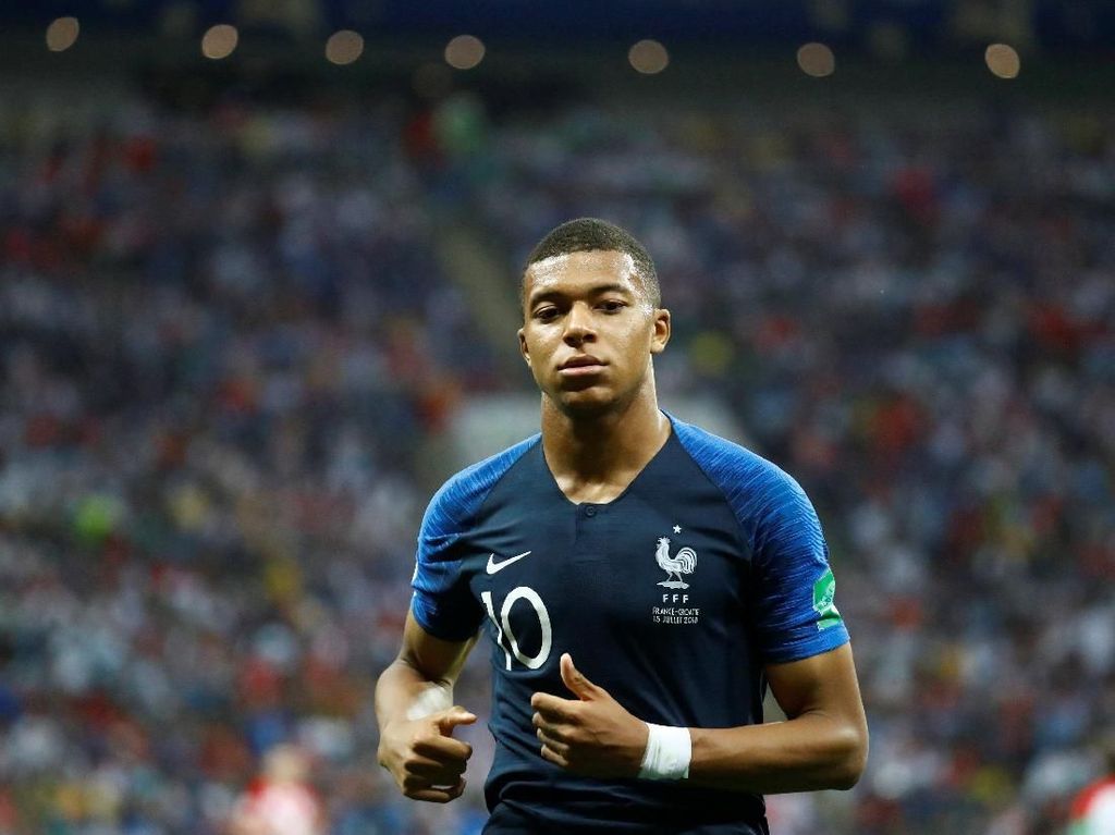 Mbappe di Atas Henry dan Trezeguet Mbappe di Atas Henry dan Trezeguet