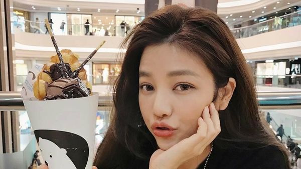 Intip Menu Makan Selebgram Bidadari yang Cantik Berusia 42 Tahun
