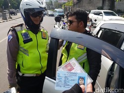 Jadi Tersangka, Polisi Gadungan Pungli di JLNT Casablanca Ditahan