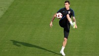 Mario Mandzukic, yang mencetak gol penentu kemenangan ke gawang Inggris di semifinal, akan kembali jadi tumpuan di lini depan. Foto: Damir Sagolj/Reuters