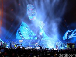 Sebelum nobar, penonton disuguhi Konser Piala Dunia.